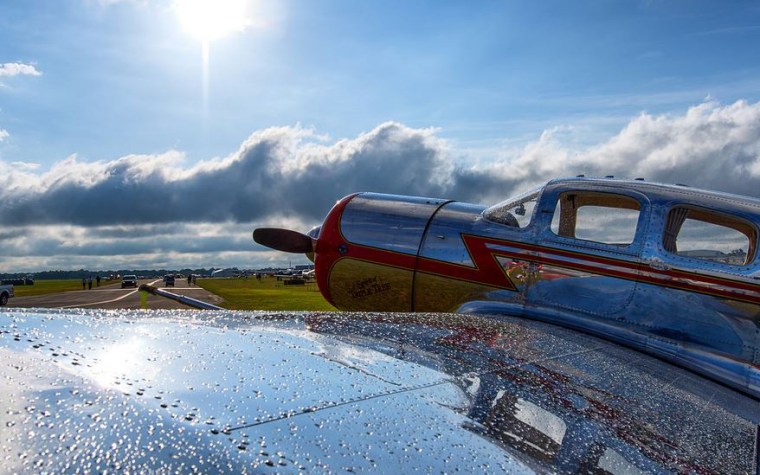 EAA’s The Green Dot – EAA Staff at SUN ’n FUN